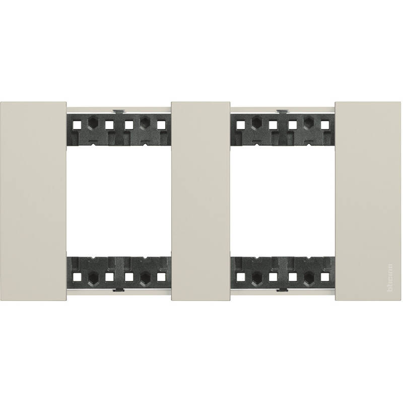 Produit de Platine de Finition 2 x 2 Modules BTicino Living Now KA4802M2K_