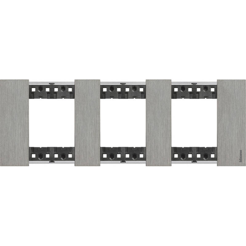 Produit de Platine de Finition 2 x 3 Modules Métals BTicino Living Now KA4802M3_