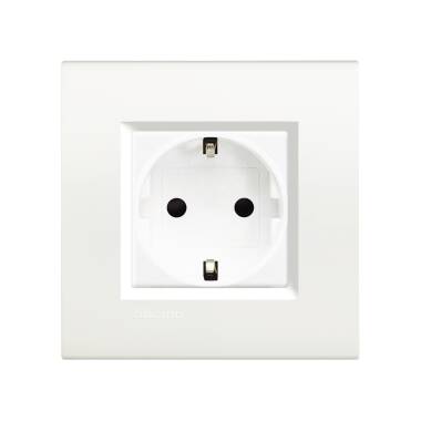 Zestaw Gniazdka Typu F Schuko 2P+T 16A BTicino Living Light