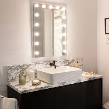 Acquistare Vicco Specchio da bagno 60x45cm con illuminazione a LED
